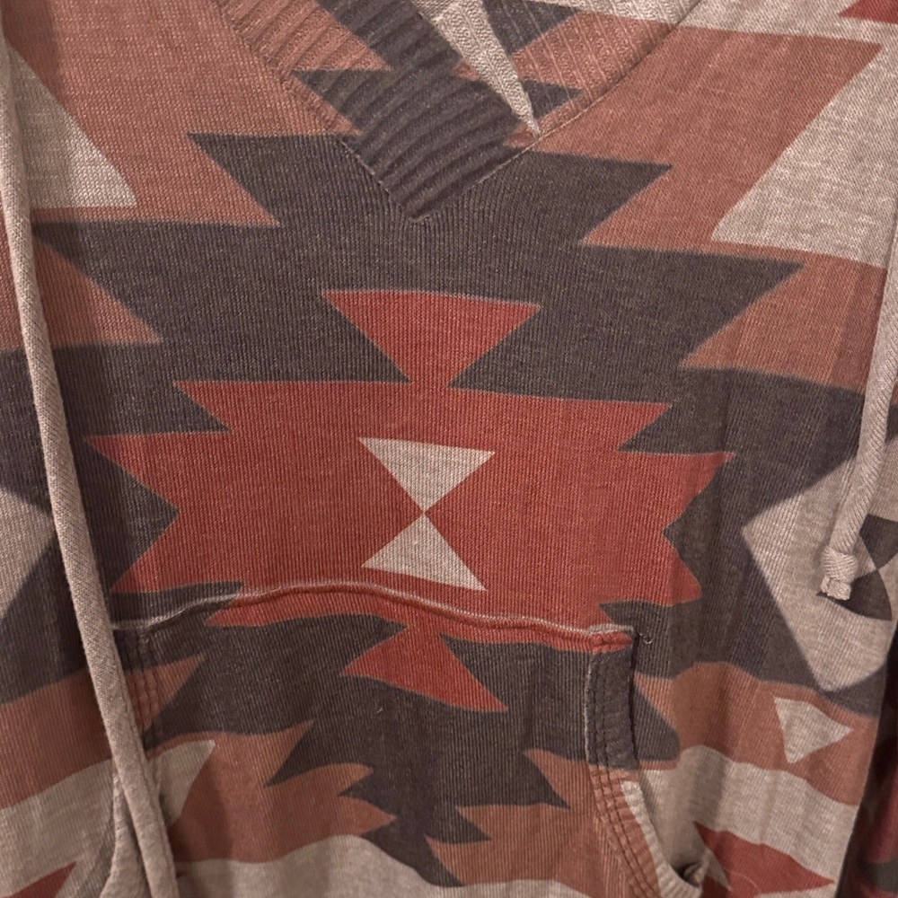Pink Lily Brown and Red Geometric Hoodie - Picture 4 of 6